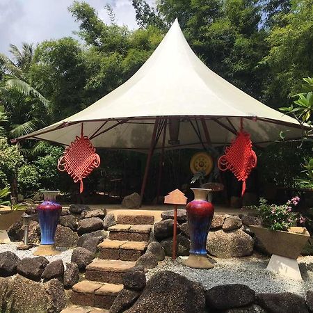 Coco Palace Resort Nai Harn Ngoại thất bức ảnh
