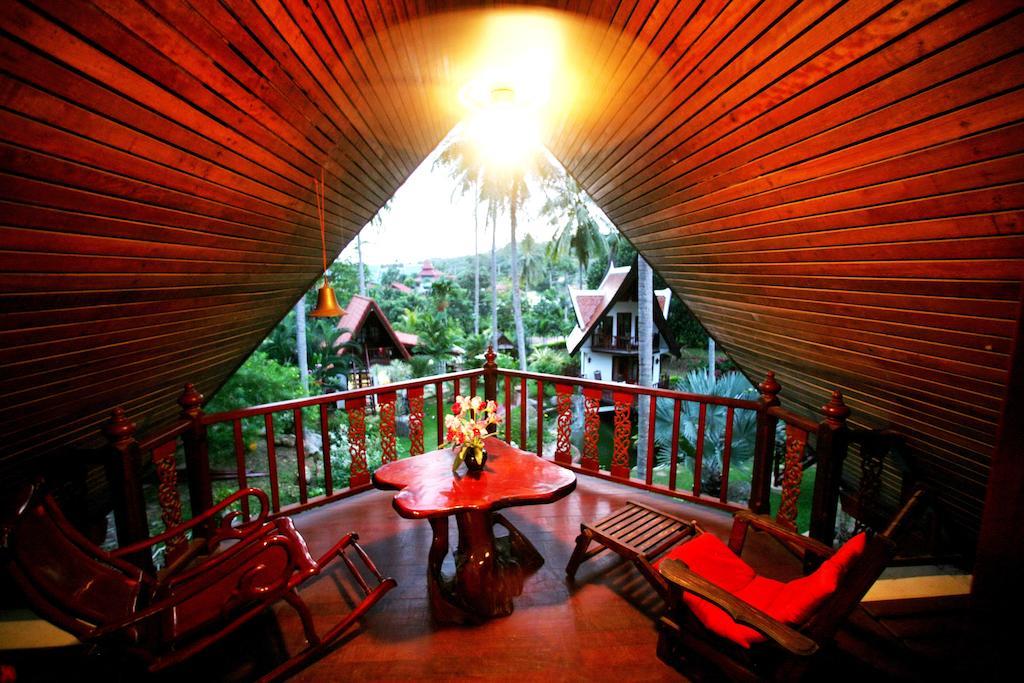 Coco Palace Resort Nai Harn Phòng bức ảnh