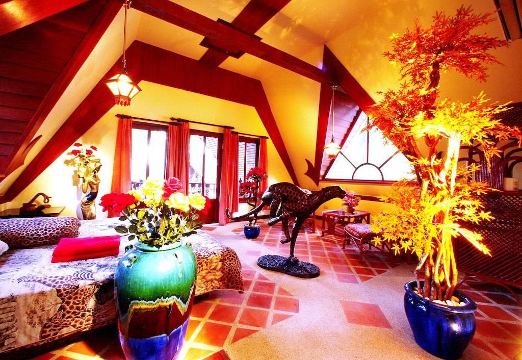 Coco Palace Resort Nai Harn Phòng bức ảnh