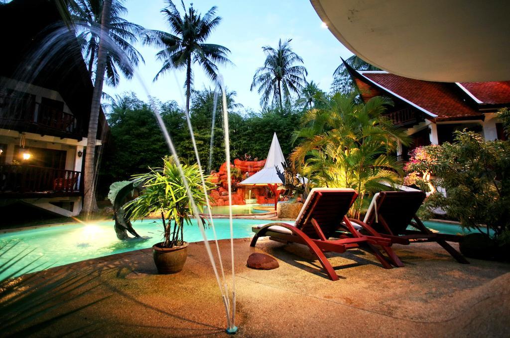 Coco Palace Resort Nai Harn Ngoại thất bức ảnh